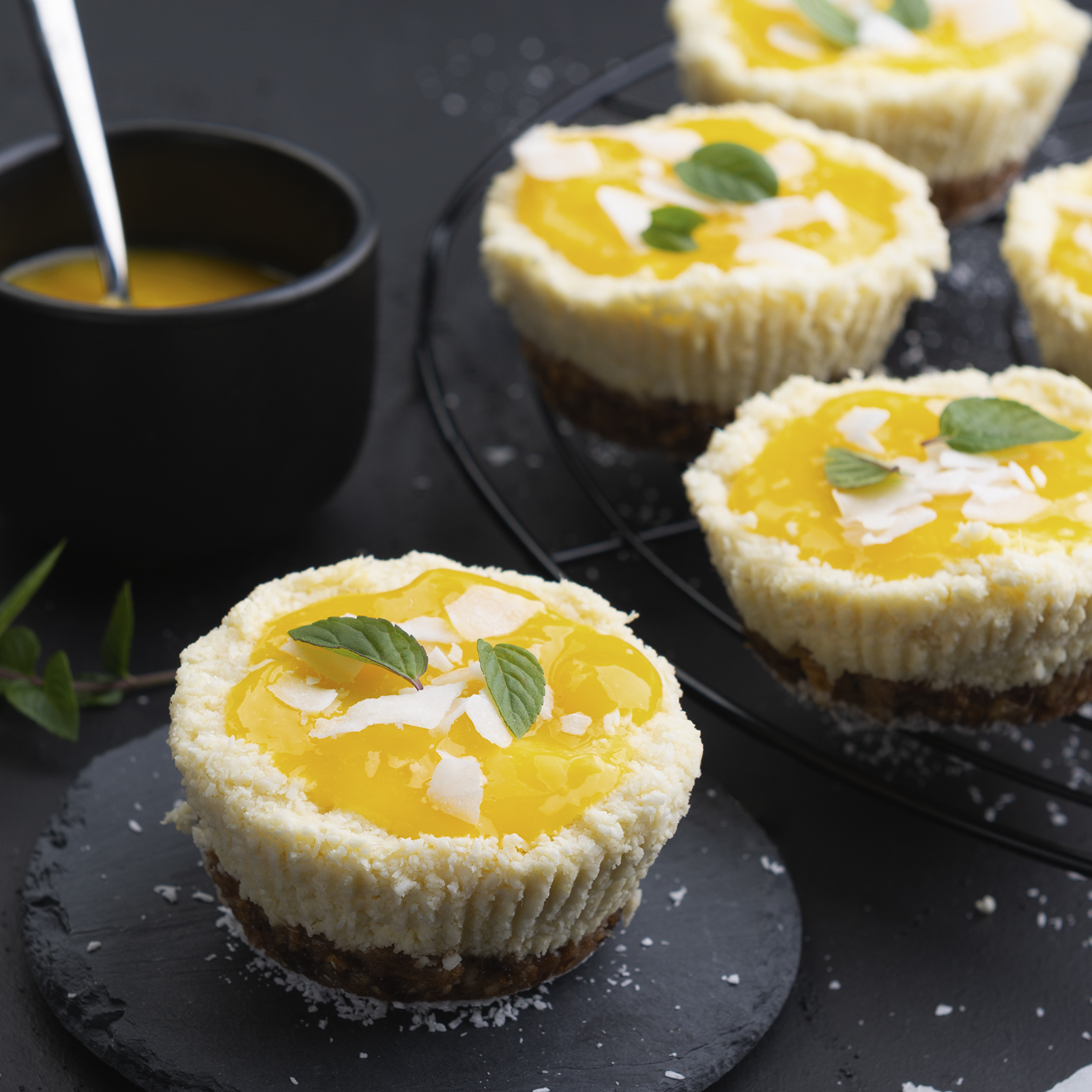 1 23 No Bake Kokostoertchen Mit Mango 1600x1600px