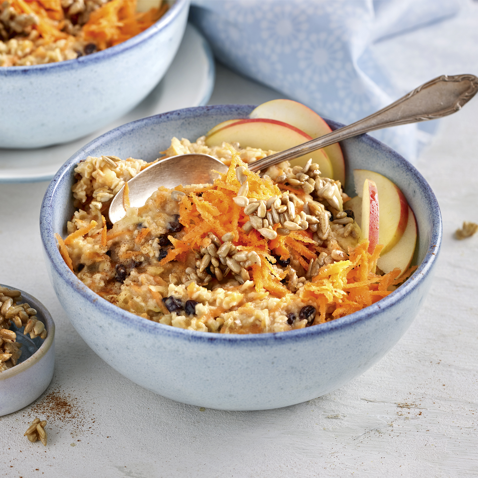 2 23 Apfel Moehren Porridge 1600x1600px