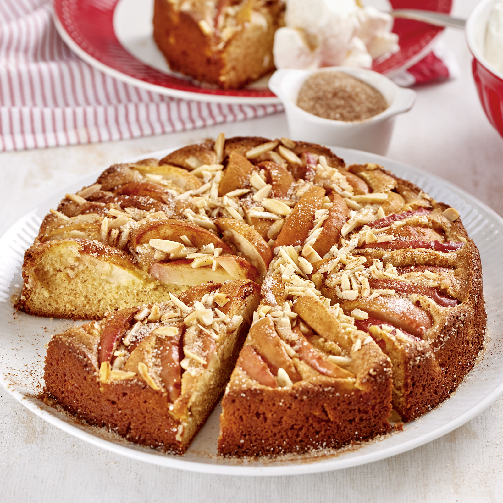 3 23 Apfelkuchen Mit Marzipan Und Zimt 1600x1600px