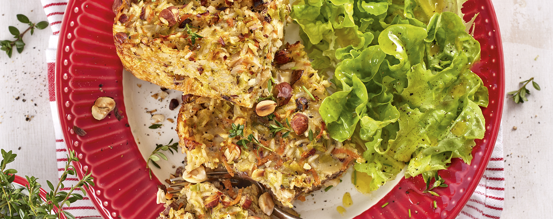 3 23 Nusspastete Noddepostej Mit Salat 1920x760px