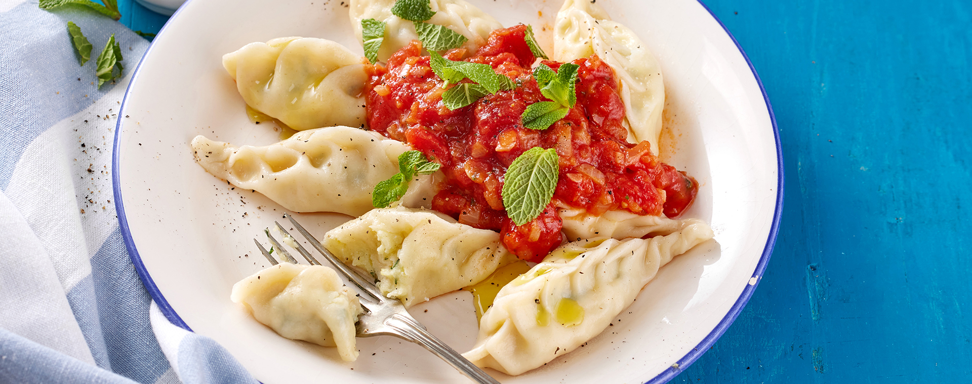 4 23 Culurgiones Mit Kartoffel Minz Fuellung 1920x760px