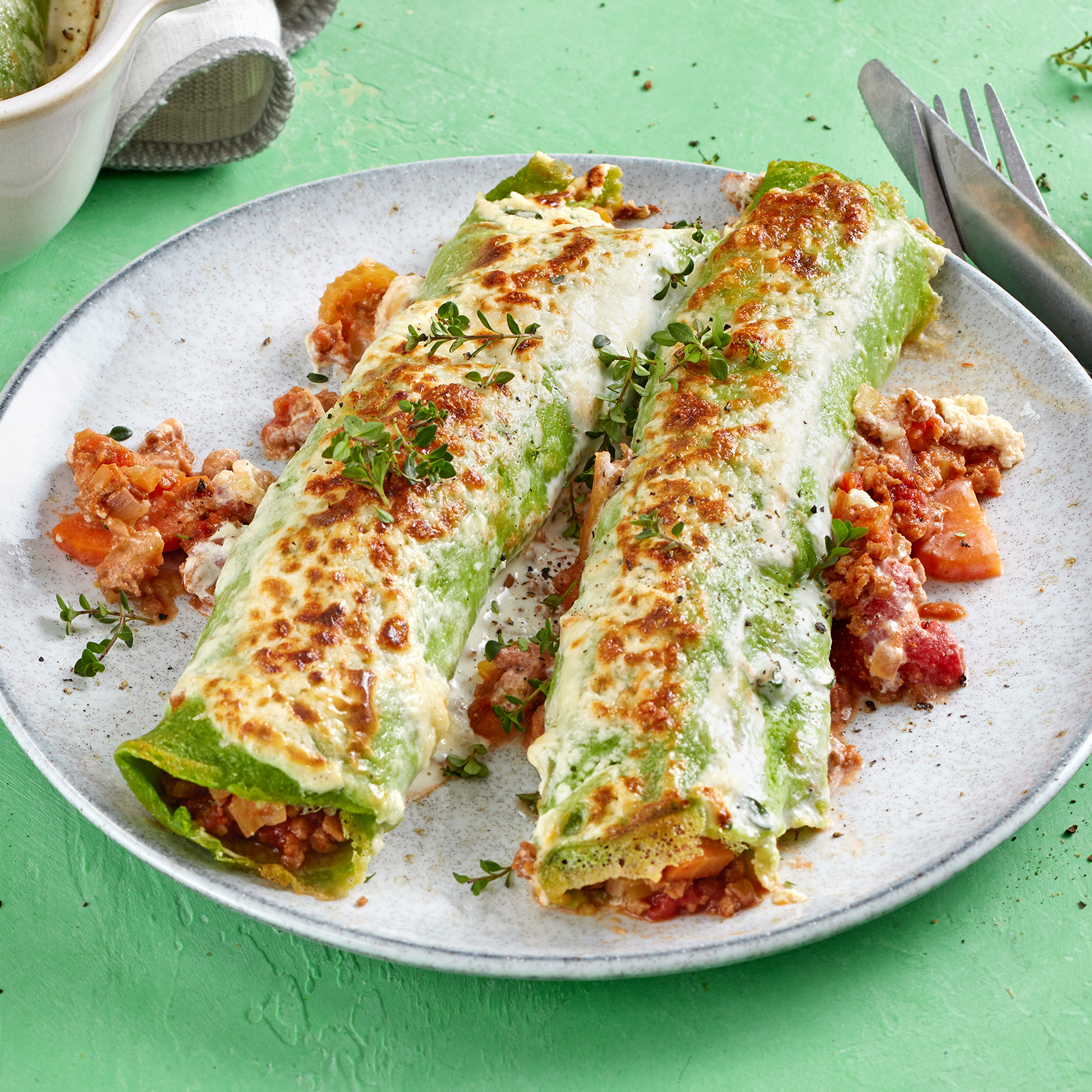 4 23 Gruene Crespelle Mit Veggie Hack Bolognese 1600x1600px
