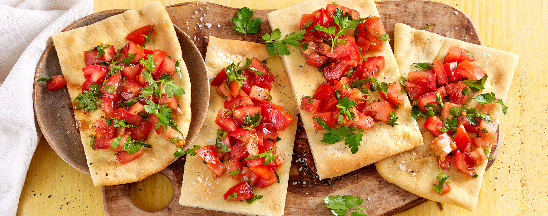 4 23 Lauwarme Pizza Alla Bruschetta %20pomodoro 1920x760px