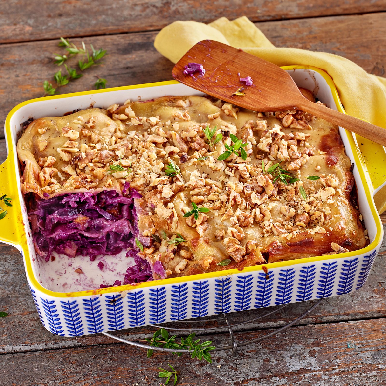 5 23 Rotkohl Lasagne Mit Raeuchertofu Und Walnuessen 1600x1600px