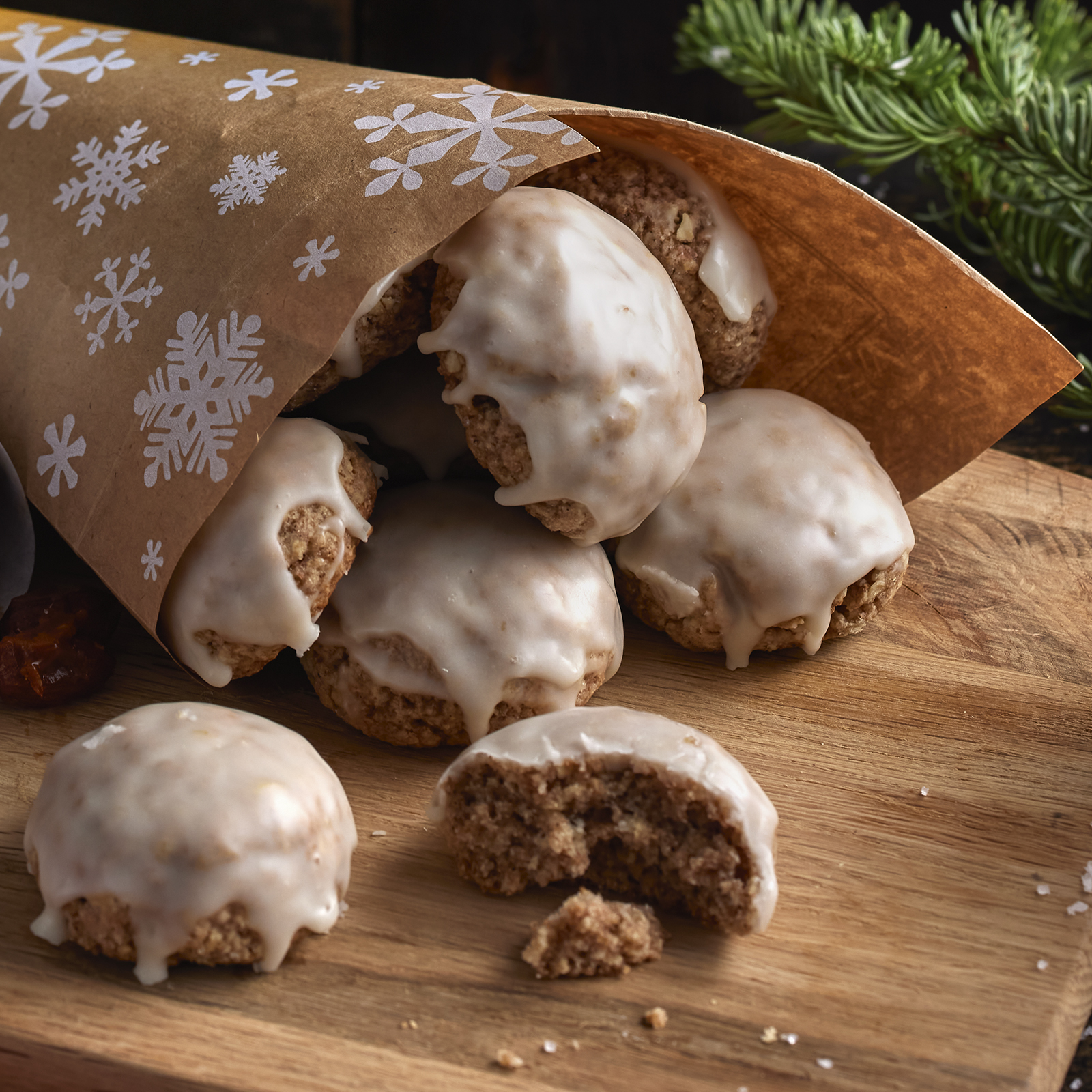 6 23 Pfeffernuesse Mit Orangenglasur 1600x1600px