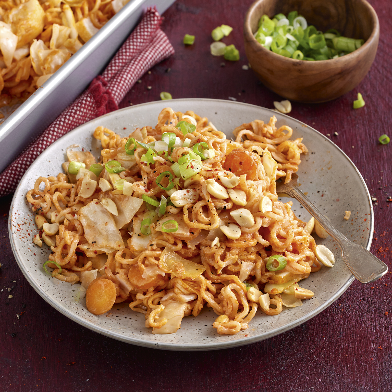 6 23 Weisskohl Curry Auflauf Mit Mie Nudeln 1600x1600px