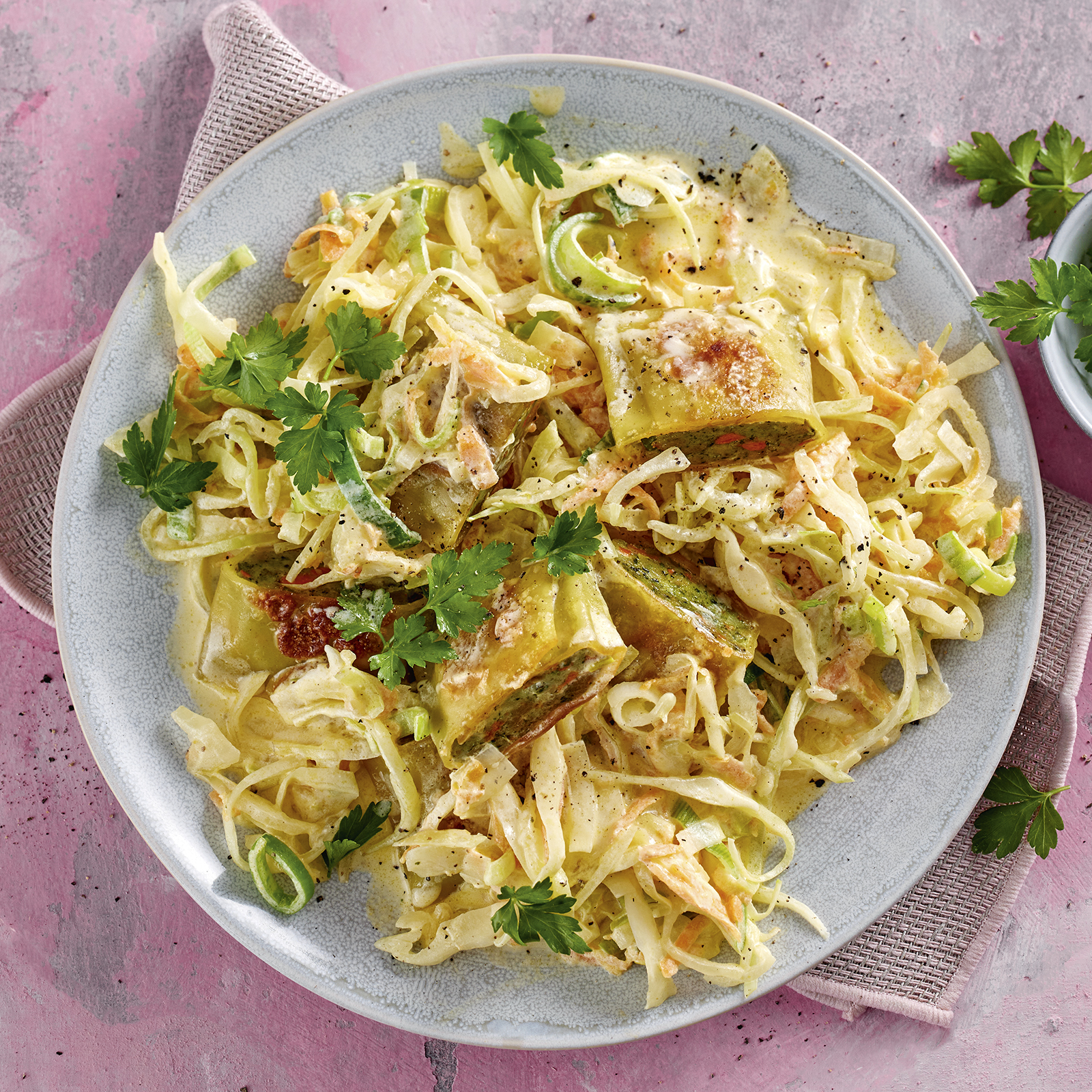 6 23 Weisskohlpfanne Mit Maultaschen 1600x1600px