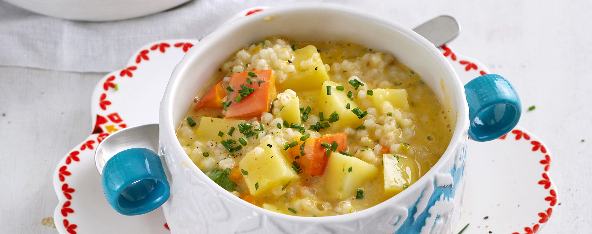 1 24 Graupensuppe Mit%20Kuerbis Und Kartoffeln 1920x760px