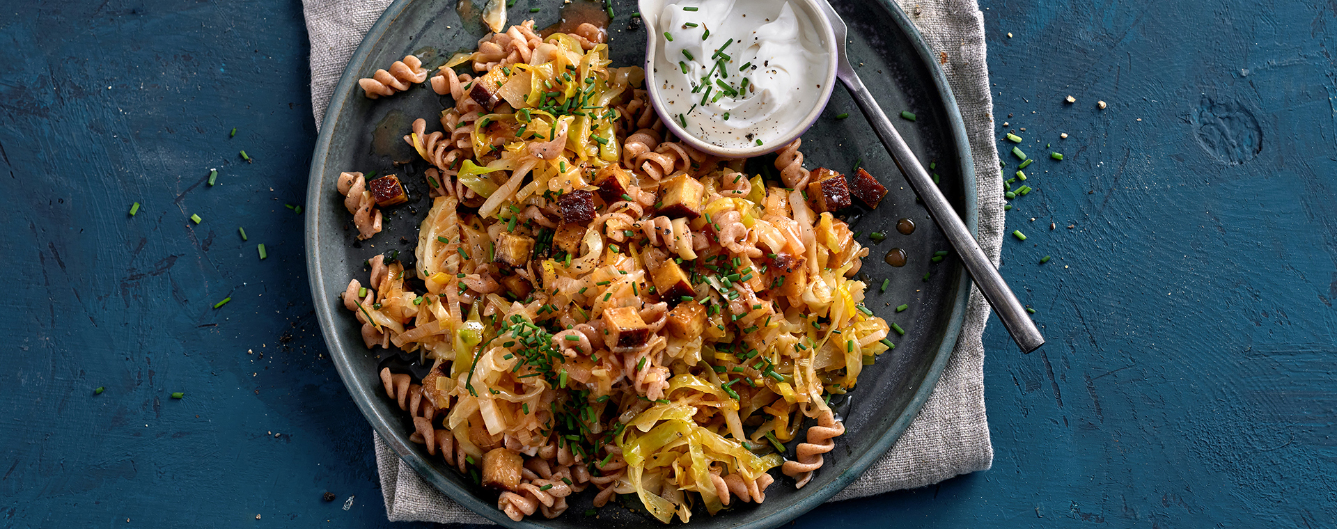 1 24 Spitzkohl Nudelpfanne 1920x760px