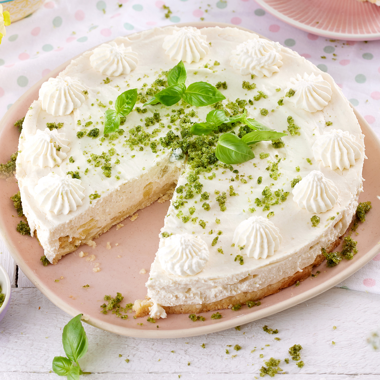 2 24 Ananas Limetten Torte 1600x1600px