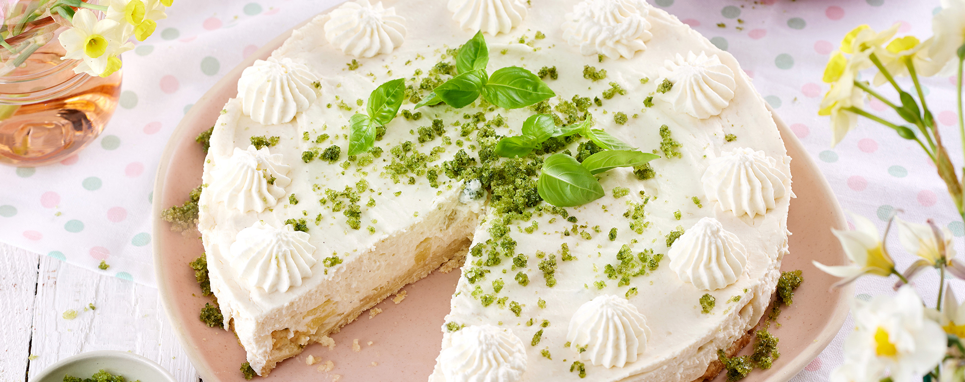 2 24 Ananas Limetten Torte 1920x760px