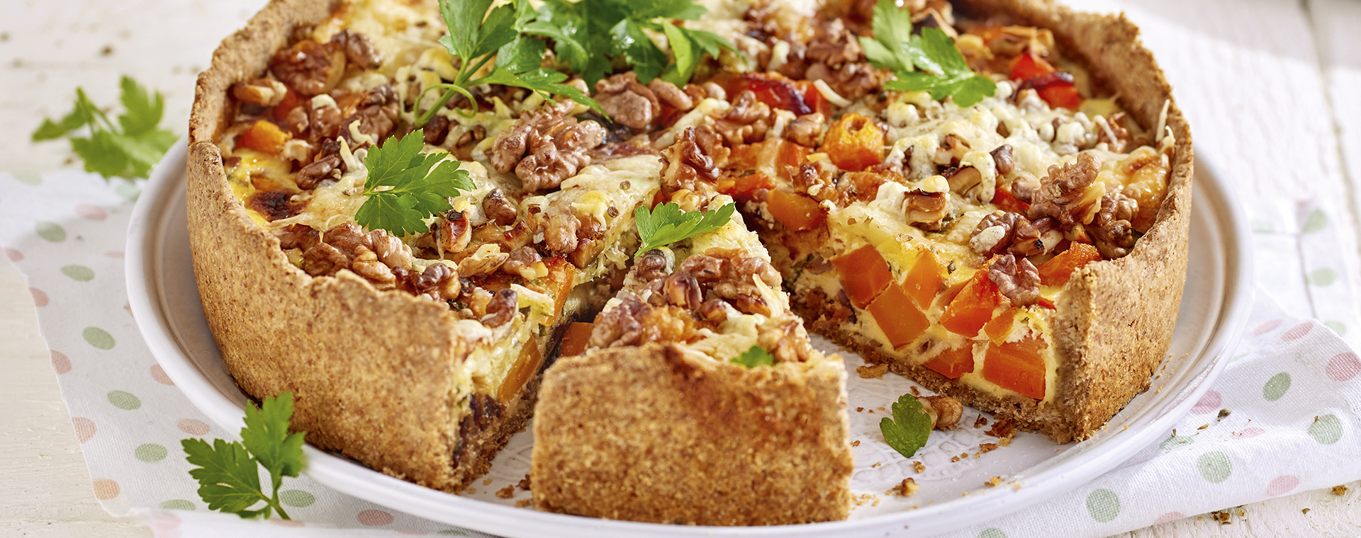 2 24 Moehrenquiche Mit Datteln 1920x760px