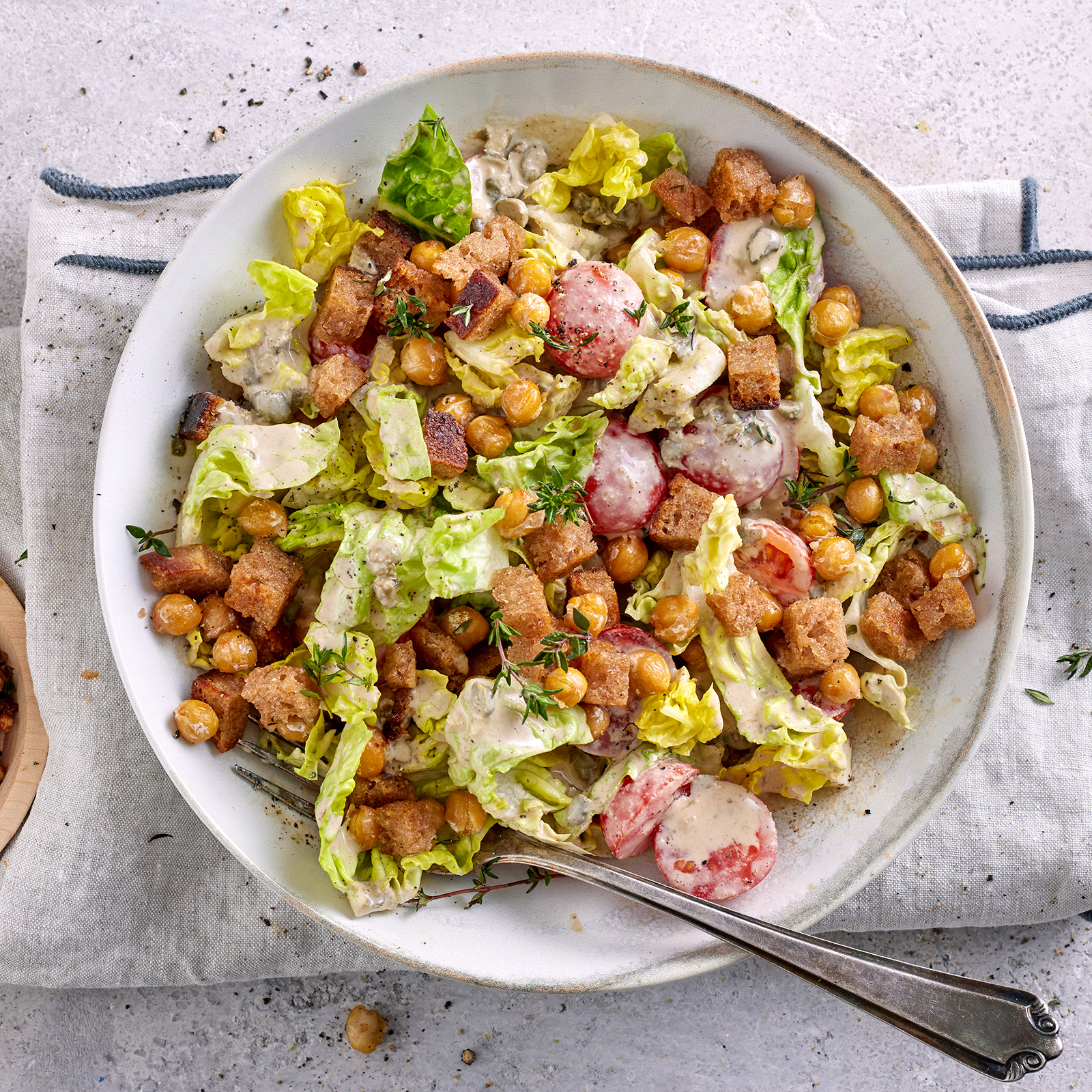 3 24 Caesar Salad 1600x1600px