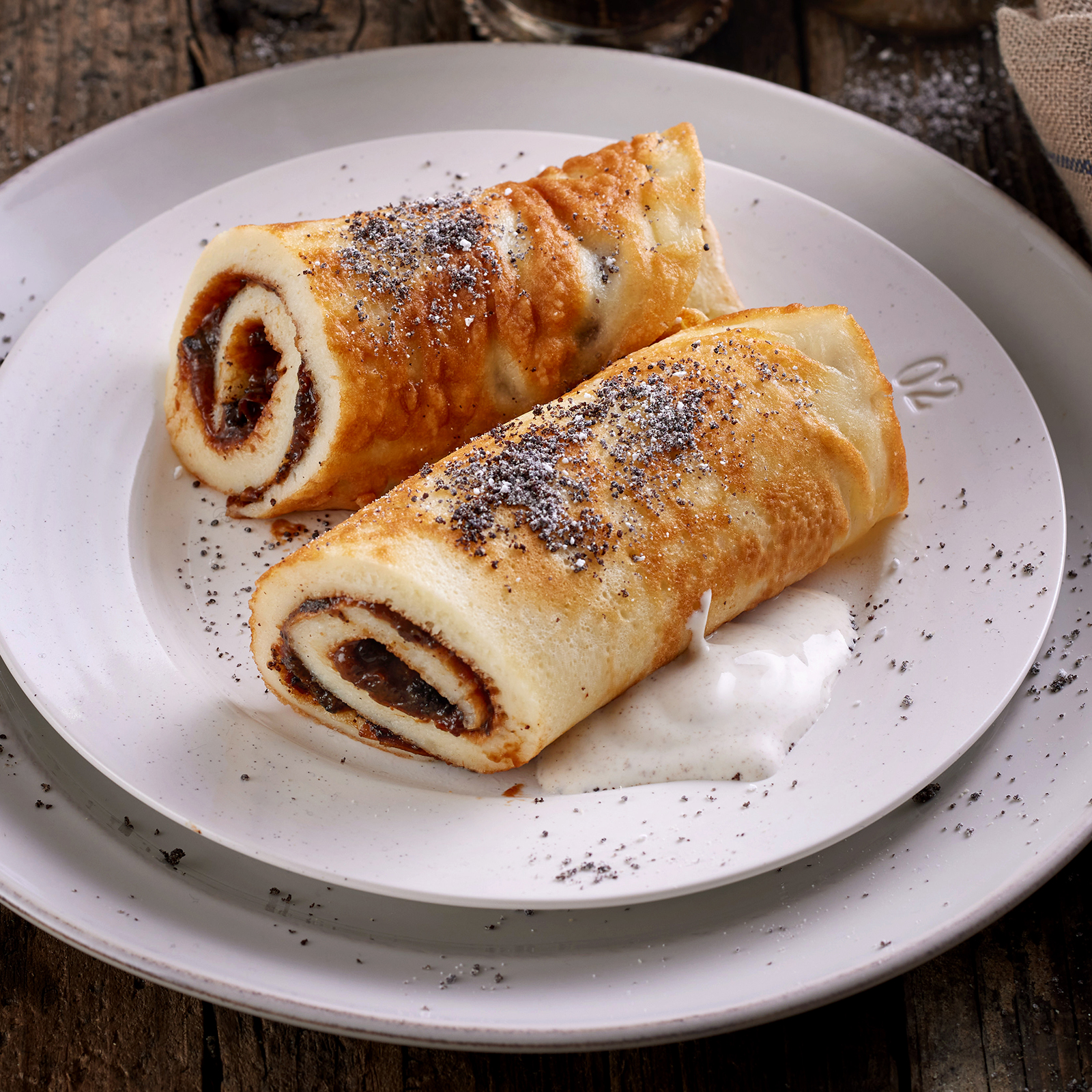 3 24 Palatschinken Mit Pflaumenmus 1600x1600px