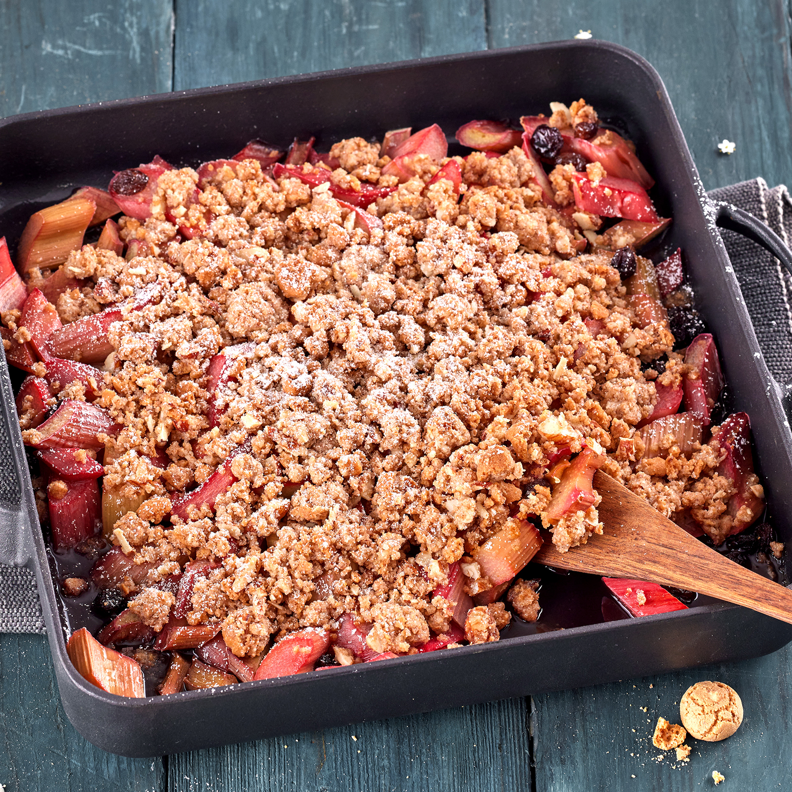 3 24 Rhabarber Crumble 1600x1600px