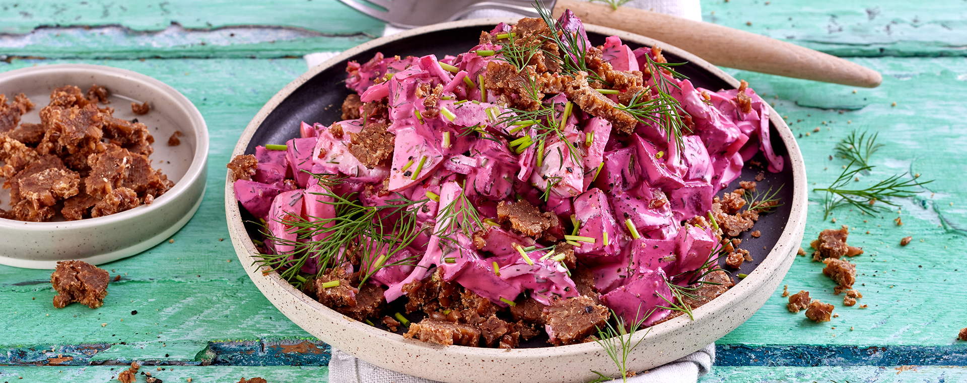 3 24 Rote Bete Salat Mit Pumpernickel 1920x760px