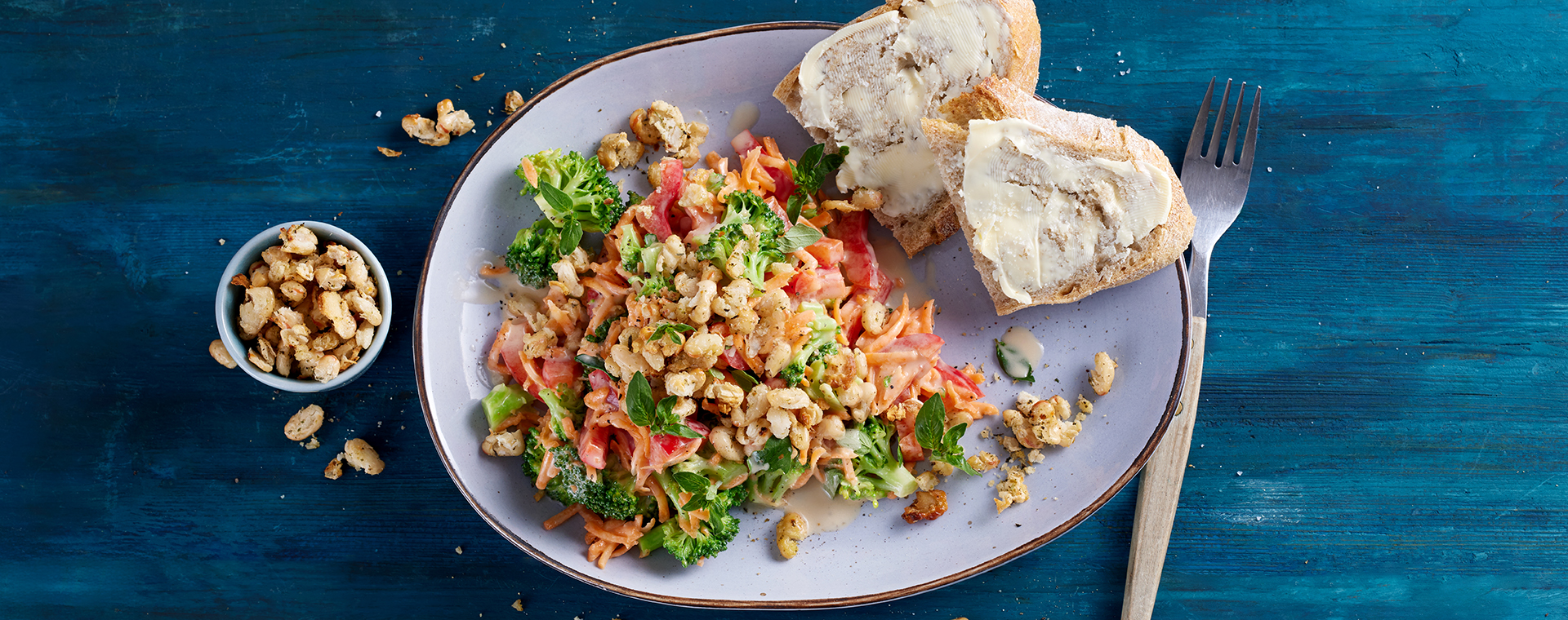 5 24 Brokkolisalat Mit Weisse Bohnen Crunch 1920x760px