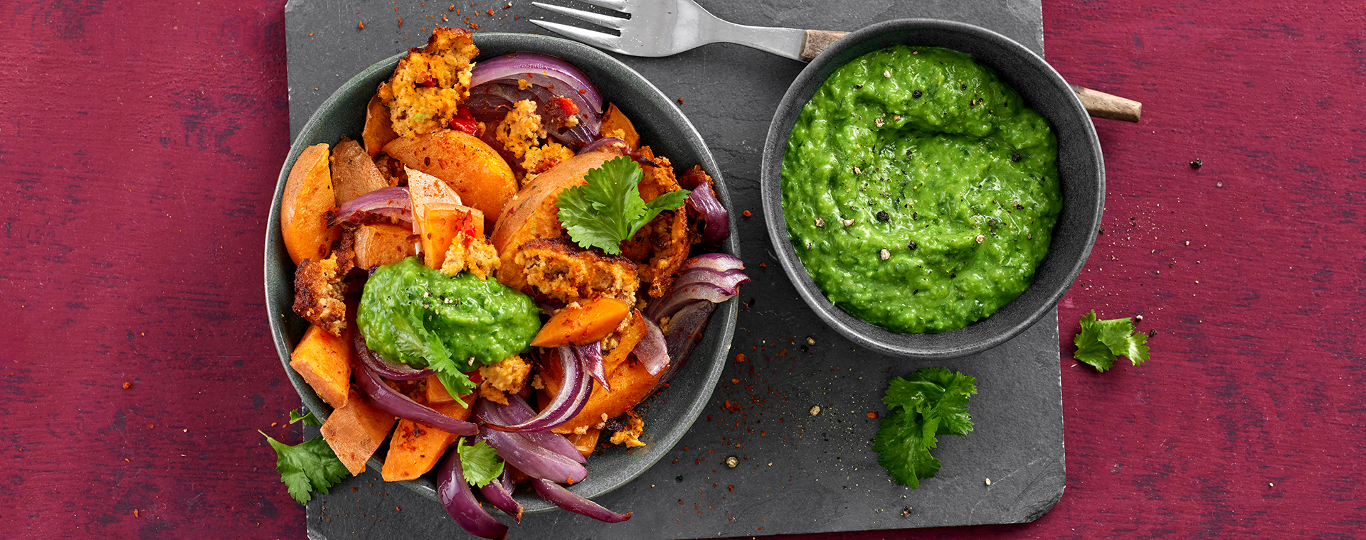 1 25 Suesskartoffeln Vom Blech Mit Erbsendip 1920x760px