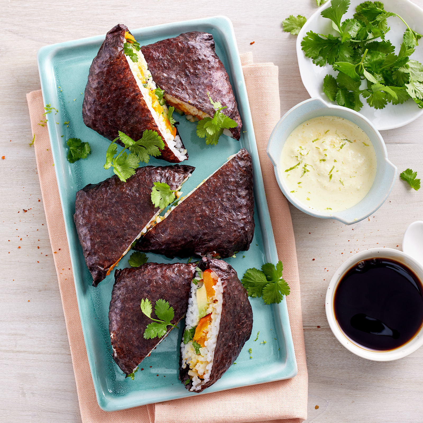 1 25 Sushi Sandwiches Mit Kuerbis 1600x1600px