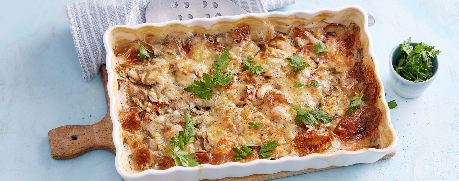 1 25 Topinambur Gratin Mit Kartoffeln Und Moehren 1920x760px