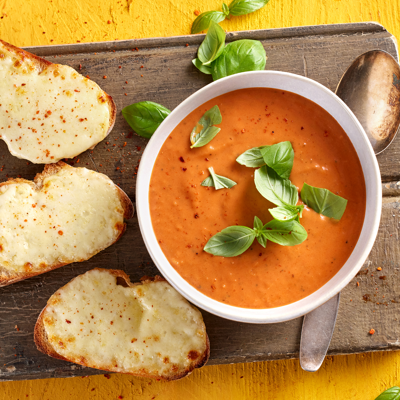 3 25 Tomaten Rhabarber Cremesuppe 1600x1600px