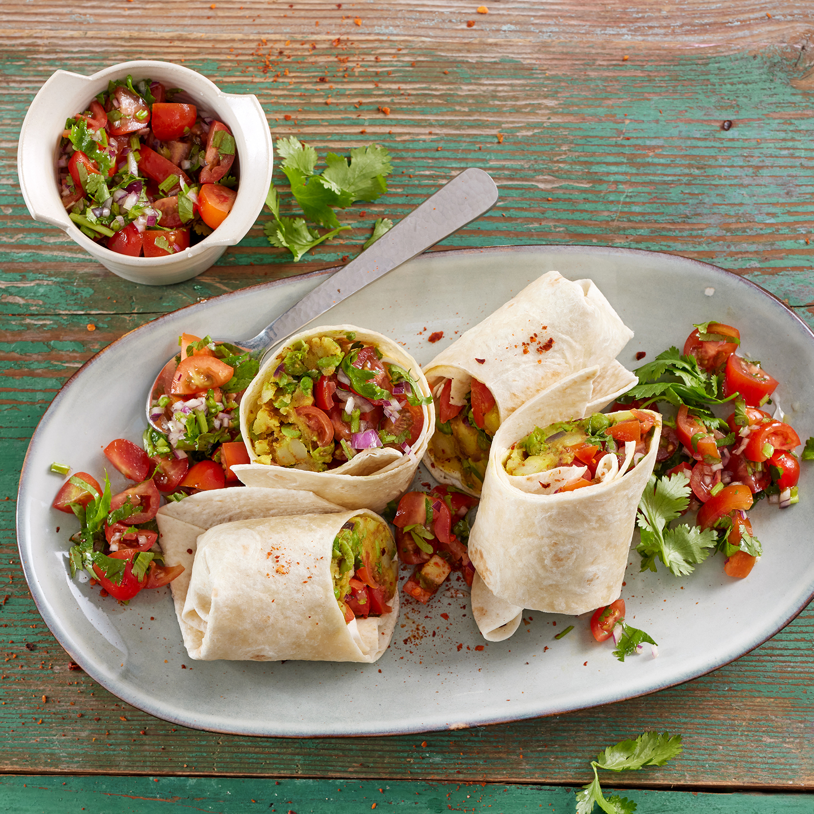 4 25 Pikante Burritos Mit Kartoffel Erbsen Fuellung 1600x1600px