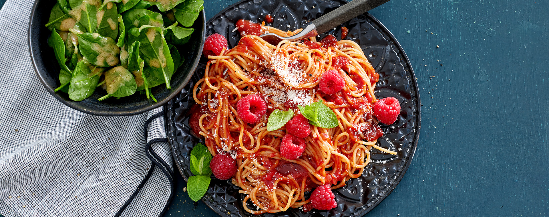 4 25 Spaghettini Mit Himbeer Tomaten Sugo 1920x760px