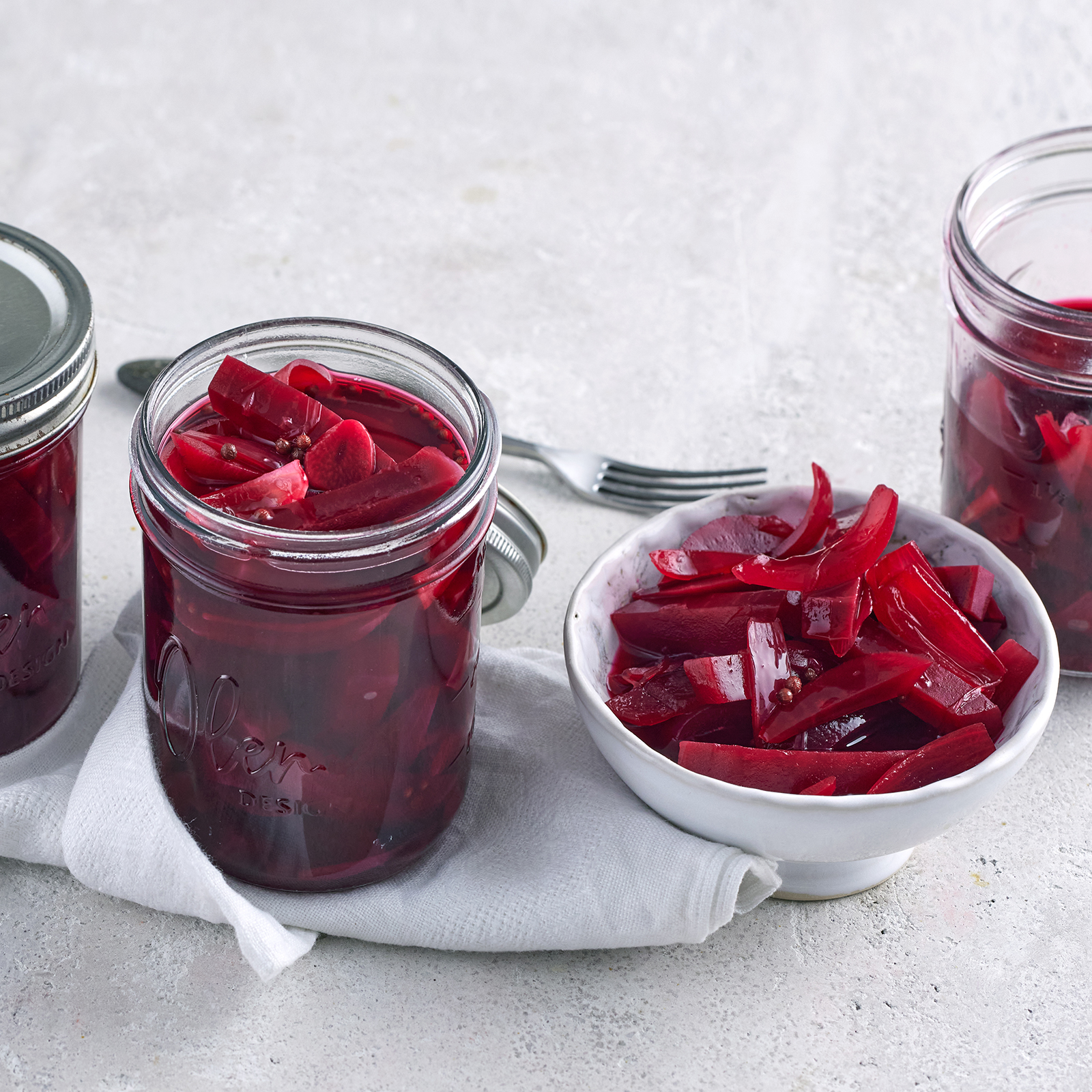 6 25 Rote Bete Pickles 1600x1600px