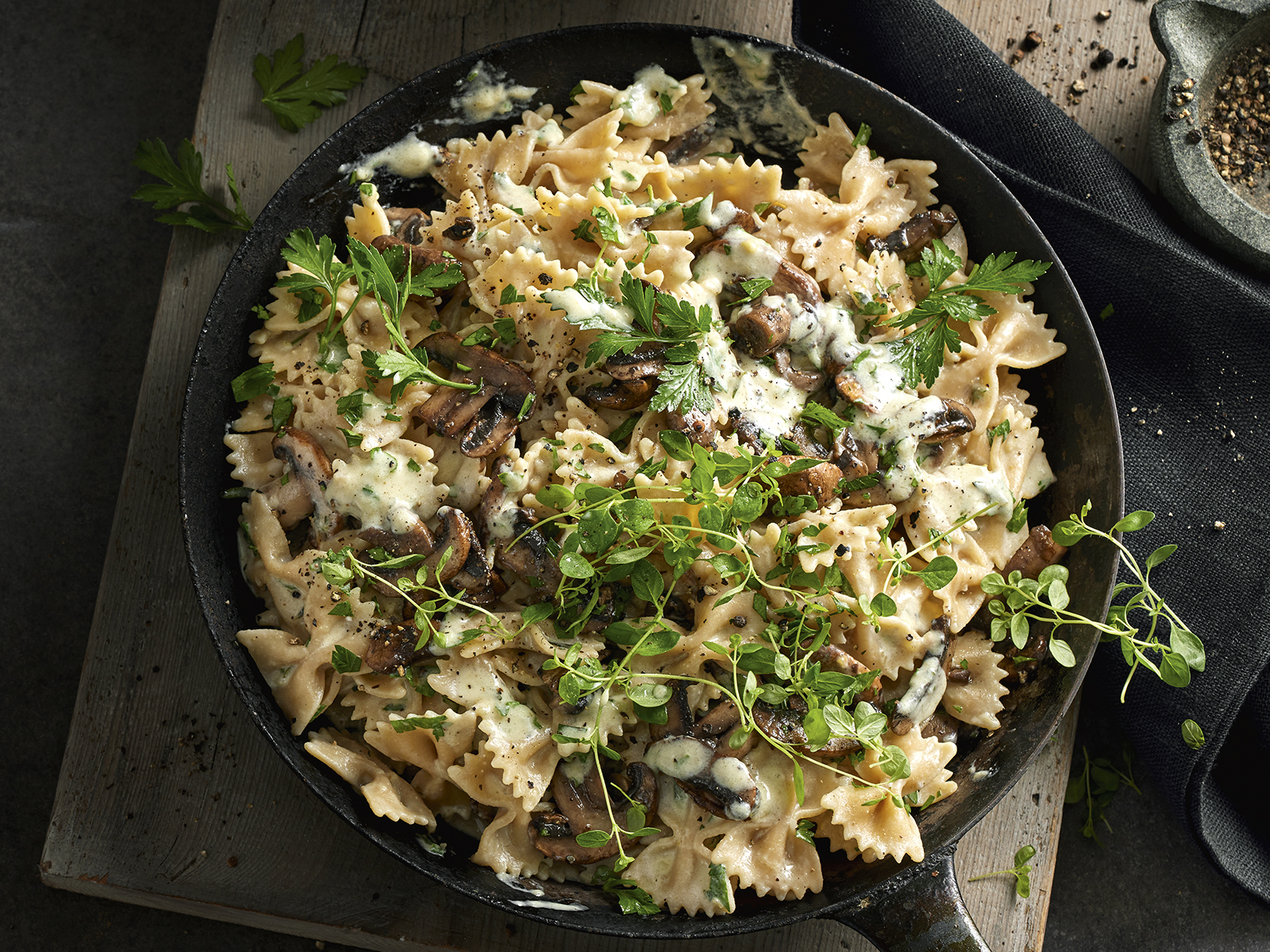 Themen Pilze 6 20 Nudel Pilz Pfanne 1600x1200px